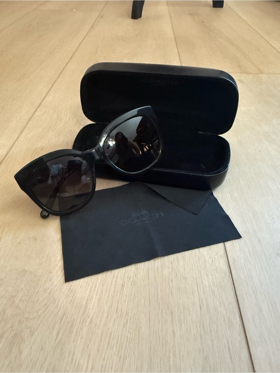 Coach Accessories - Coach Black Oversized Cat-Eye Women's Sunglasses